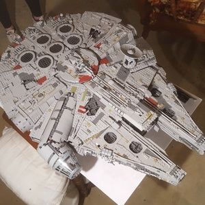 Lego Star Wars Millennium Falcon